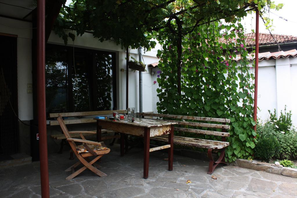 Hikers Hostel Велико-Тирново Екстер'єр фото