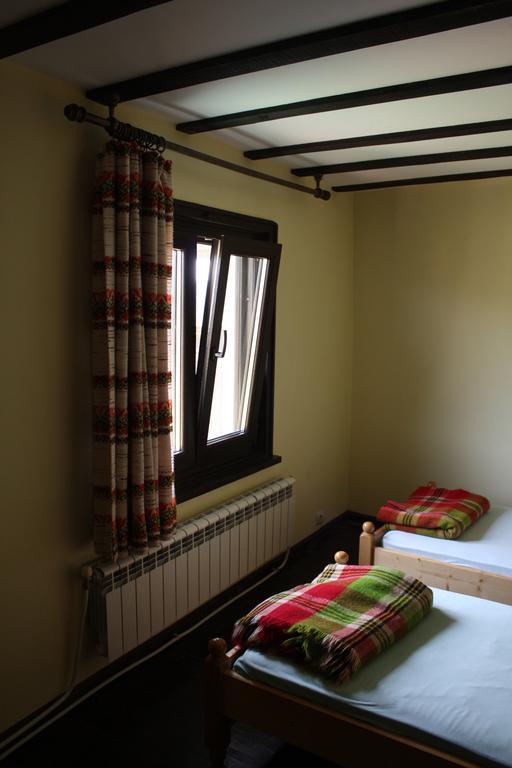 Hikers Hostel Велико-Тирново Екстер'єр фото